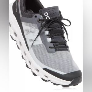 [ON] Cloudvista Sneakers | Black Gray | 6